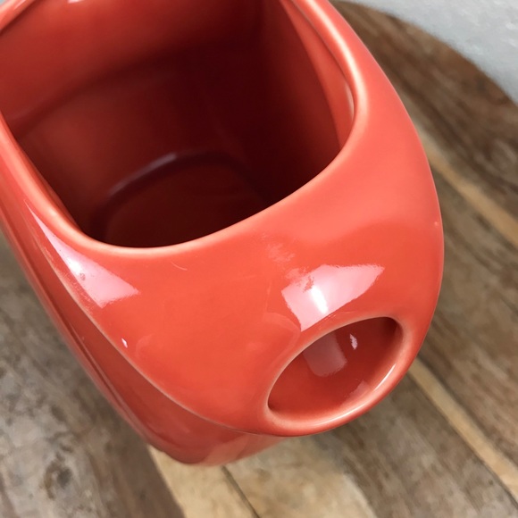 Retro l 1996 Homer Laughlin Fiesta 60 Anniversary Retired Persimmon Disk Pitcher - Picture 7 of 14